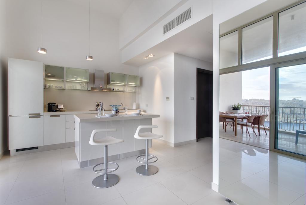Marvellous Apartment In Tigne Point Sliema Exterior foto